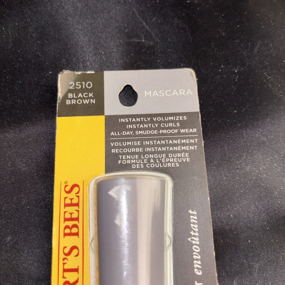 New & Sealed Burt's Bees All Aflutter Volumizing Mascara 2510 Black Brown .32 oz